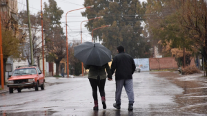 Continúa el alerta y la advertencia por lluvias en una importante zona de Neuquén: qué pasa en Río Negro