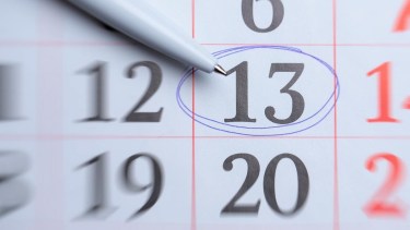 El martes 13 se considera de "mala suerte", por tradición histórica.-