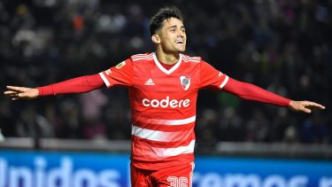 Solari asistió en el primero y metió el segundo. (Foto: @RiverPlate)