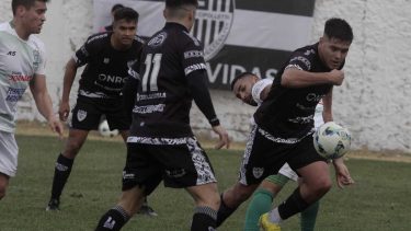 Alex "Pope" Díaz seguirá en Cipolletti. (Foto: Archivo Oscar Livera)