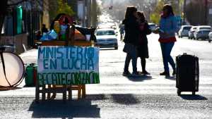 Pases a planta en Neuquén: los conflictos abiertos antes que asuma Rolando Figueroa