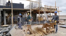 Imagen de Por retraso en los pagos, advierten sobre el peligro de paralización de obras públicas en Neuquén