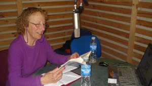 «Me queda la palabra», el clásico programa de literatura de Antena Libre que revive en forma de podcast