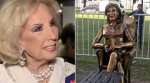 Imagen de Luego de la polémica, Mirtha Legrand pidió que retiren su estatua: «esa no soy yo»