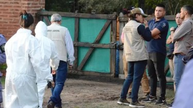 La chanchería de los Sena, donde fueron hallados los restos descartados hoy por el equipo forense. Foto: Vía País. 
