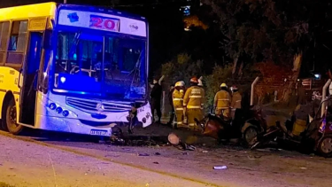 El siniestro vial ocurrió esta noche de jueves a la altura del kilómetro 13 de la avenida Bustillo en Bariloche. (FOTO de ARCHIVO) 