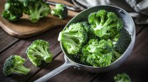 Imagen de Tortilla con brócoli, una opción rica y saludable