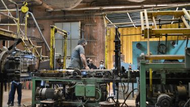 La nave de la fábrica tiene un 40 % de avance (Fotos: archivo gentileza)