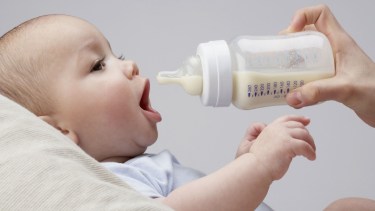 Los bebés que reciben donación de leche humana tienen menos días de internación y se pueden ir más rápido a sus casas.