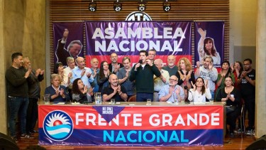 Eduardo "Wado" De Pedro cerró la Asamblea del Frente Grande, que adhirió a su precandidatura presidencial. Foto Gentileza