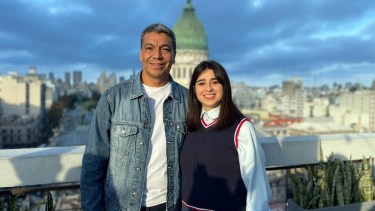 Jesús Escobar presentó a su compañera de fórmula presidencial, quién es Marianella Lezama