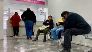 Fuga de médicos en prepagas: golpe a privadas y shock en Salud pública de Río Negro y Neuquén 