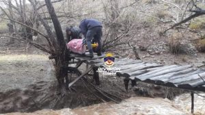 Rescates y evacuados por las crecida del río: alerta roja por lluvias en el norte de Neuquén