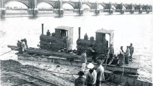 Qué hay detrás de la máquina a vapor del Parque Central