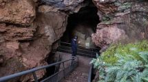 Imagen de Confirman el descubrimiento de las tumbas más antiguas de la prehistoria en Sudáfrica