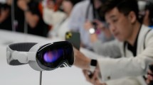 Imagen de Apple presentó Vision Pro, su primer casco de realidad virtual y aumentada