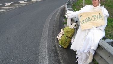 Libros: «El vestido blanco», ¿puede el arte reparar algunas injusticias?
