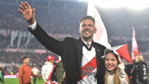«Campeones a lo River»: la emoción de Demichelis tras su consagración en la Liga Profesional 2023