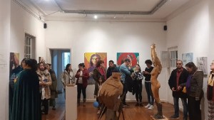 Inauguraron una muestra por los 40 años de la democracia en el museo de Fernández Oro: de qué se trata