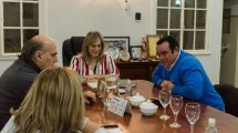 Imagen de Transición en Cinco Saltos: Rossi y Alvarado analizan la situación económica del municipio