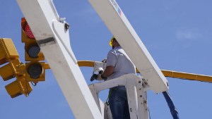 Instalaron dos nuevos semáforos inteligentes en Cipolletti: cómo funcionan