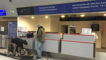 El organismo cobra un arancel por el ingreso de algunos productos comprados en el exterior y en el caso de que no estén declarados, pueden ser penalizados con una multa. 