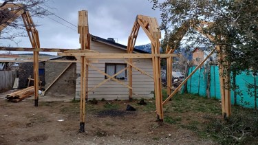 La fábrica de viviendas será solo una de las líneas de trabajo de la Fundación San José Obrero en Bariloche. Foto: Gentileza