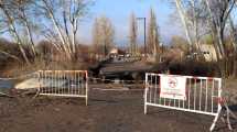 Imagen de Rehabilitaron el puente que se desmoronó por la crecida en la isla Jordán