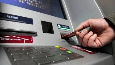 Jubilados y pensionados cobran durante esta semana sus haberes.-