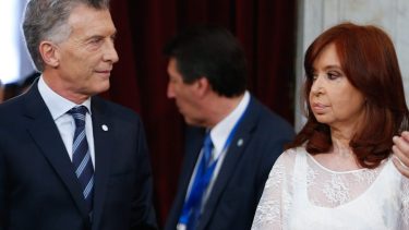 Maurio Macri respondió a las críticas de Cristina Kirchner por la supuesta paralización del Gasoducto Néstor Kirchner.