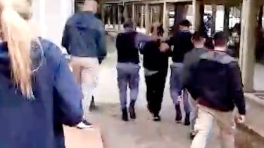 Emerenciano Sena recibió una gran cantidad de insultos mientras era trasladado de un hospital. 