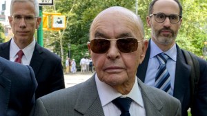 Joe Lewis, Lago Escondido y Los Huemules: cómo es la maniobra por la que lo acusan