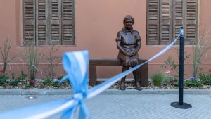Ya se puede ir a la Casa Museo María Elena Walsh: cómo es por dentro y cómo hacer para visitarla