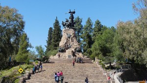 Estafas con viajes de egresados: revuelo en Roca por una empresa que recibió pagos y se esfumó