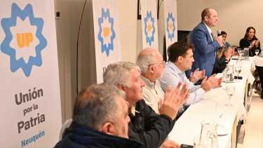 Luciana De Giovanetti y Marco Zapata integran la mesa de Neuquén para la candidatura de Massa presidente (Florencia Salto)