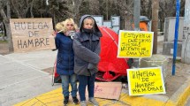 Imagen de Video: con cinco niños, quedó en una carpa porque no tiene casa y reclama respuestas a Gutiérrez