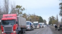 Imagen de Levantaron el corte de Ruta 151 en Cinco Saltos, pero UOCRA condicionó a ARSA