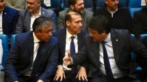 Imagen de Video: Figueroa y Gaido recibieron su diploma en Neuquén: hubo ausencias en el acto