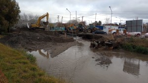 Barrios del bajo de Neuquén llevan 24 horas sin agua: Cuándo se normaliza el servicio