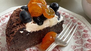 Chocolate, jengibre y sale alta torta sin TACC