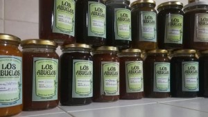 Los dulces de Aurelia se preparan en el corazón de Choele Choel