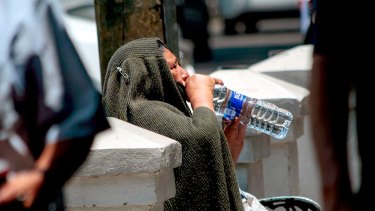Sumado a la ola de calor, Irán sufre una grave sequía.