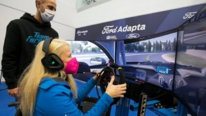 Ford desarrolló un simulador para ayudar a que personas con discapacidad motriz puedan volver a conducir