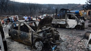 Decenas de muertos en Argelia por la ola de incendios y calor