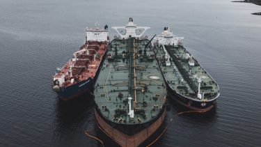China está importando petróleo a niveles casi récord, mientras que su producto interno también ha aumentado. Foto: gentileza. 