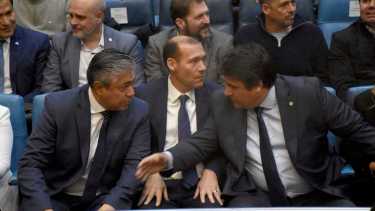 El intendente Mariano Gaido le propone al gobernador electo Rolando Figueroa un "pacto fiscal" de intendentes (foto Matías Subat)