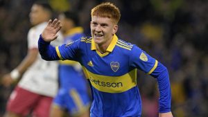 Boca rechazó la oferta de Brighton por Barco y se quedaría a jugar la Copa Libertadores