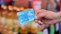 Imagen de Tarjeta Alimentar: de cuánto será el aumento anunciado por Sergio Massa