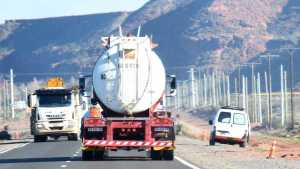Por Vaca Muerta, salen 150 camiones por día con petróleo desde Neuquén