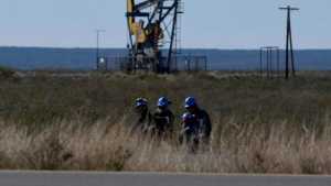 «Provoca pasivo laboral en Neuquén»: suman rechazos los posibles traslados de Chubut a Vaca Muerta